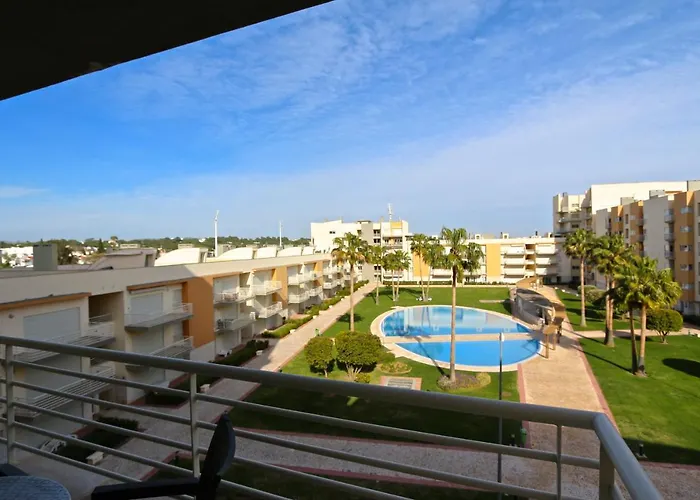 Vilamoura, Moura *