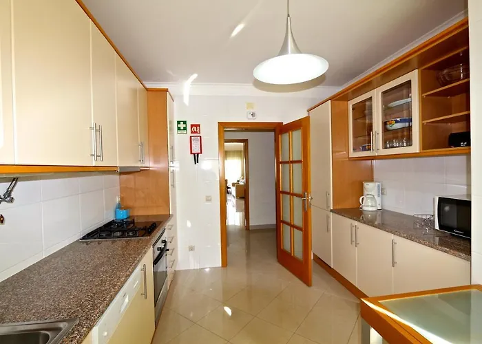 Vilamoura, Moura 公寓