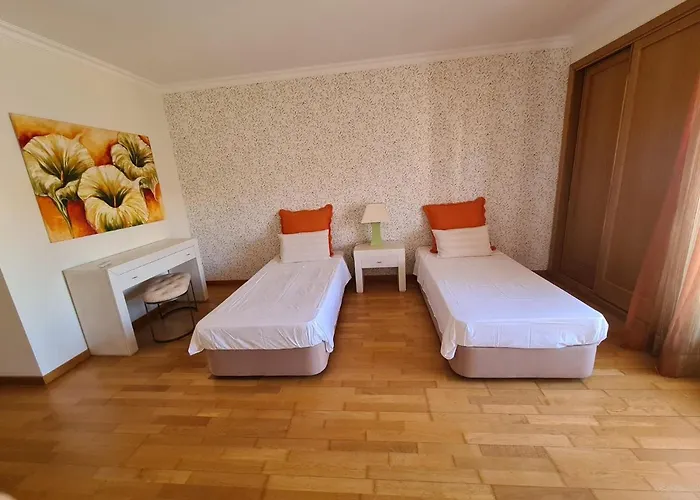 Vilamoura, Moura 公寓