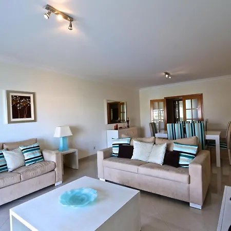 Vilamoura, Moura